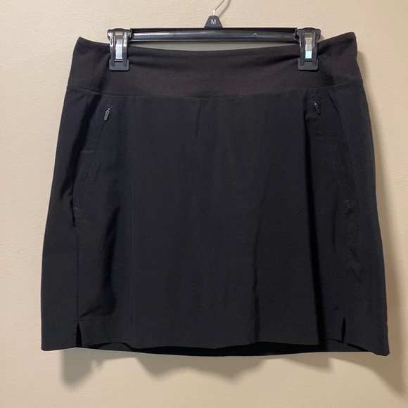 Athleta Black Soho Skort - Picture 3 of 10